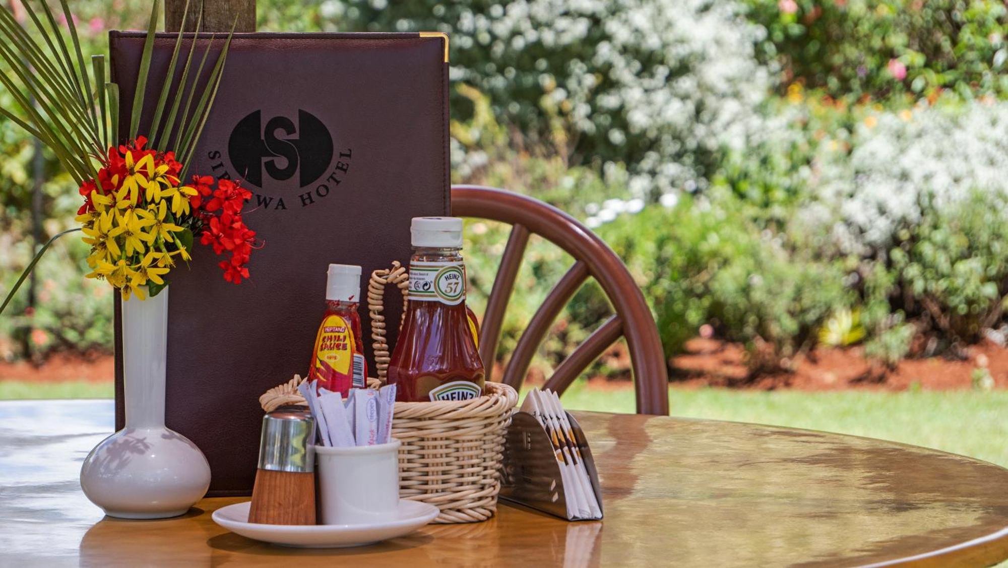 Sirikwa Hotel Eldoret Kültér fotó