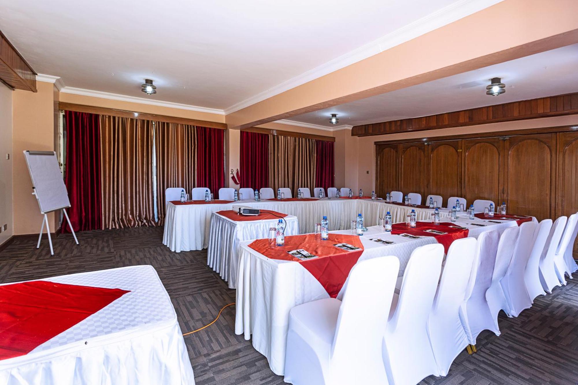 Sirikwa Hotel Eldoret Kültér fotó