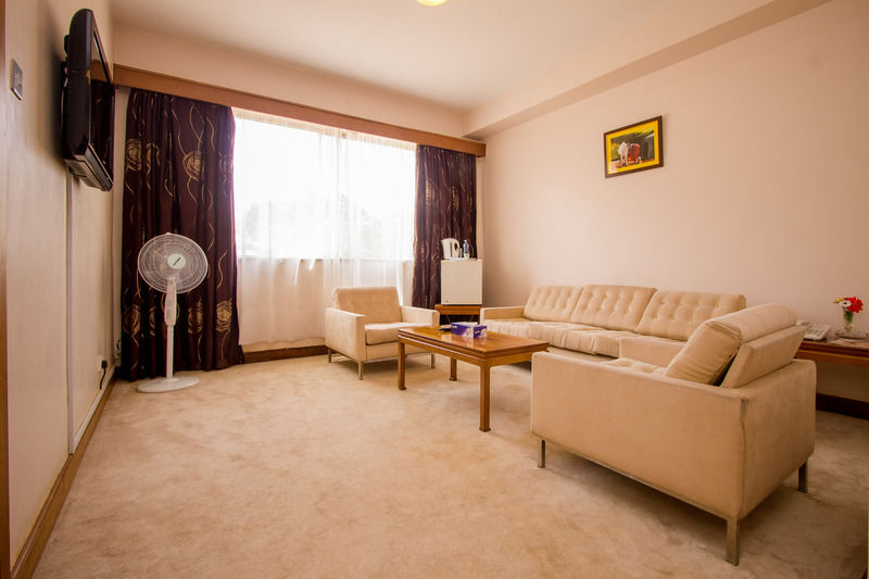 Sirikwa Hotel Eldoret Kültér fotó