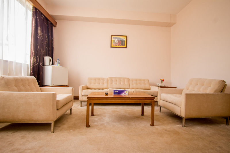Sirikwa Hotel Eldoret Kültér fotó